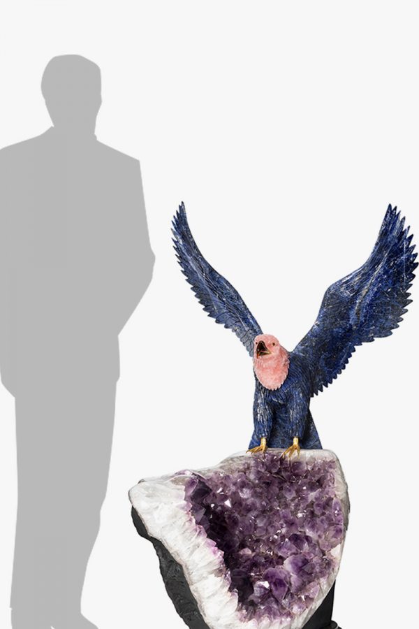 Águia-em-Pedra-Sodalita-com-Base-em-Ametista-de-260kg-146cm-por-120cm-2